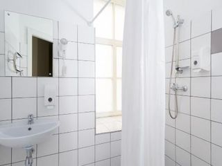 Станция Отель L1