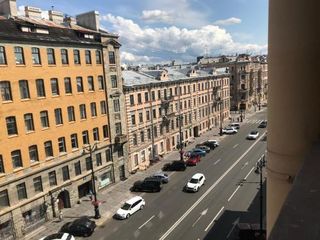 Студия на Невском с Балконом