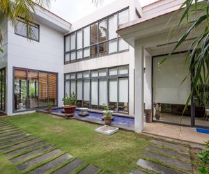 S-Ocean Luxury Villas -3bedroom Garden View Villa E3-The Best Resort 5 Star Beach Danang Cau Ha Vietnam