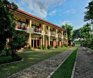 Sasono Putro Guest House - Room 2 Yogyakarta Indonesia