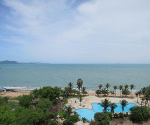 Sunshine Beach Condotel (Ocean View Studio) Ban Amper Thailand