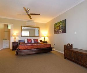 3 Bedroom Poinciana Lodge Hamilton Island Australia