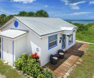 Binnie’s Beachfront Bungalow Clearwater Beach United States