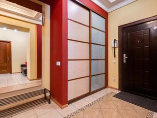 Apartment on Kirochnaya