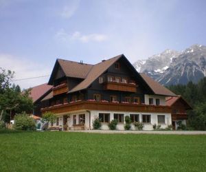 Pension Trillerhof Ramsau am Dachstein Austria