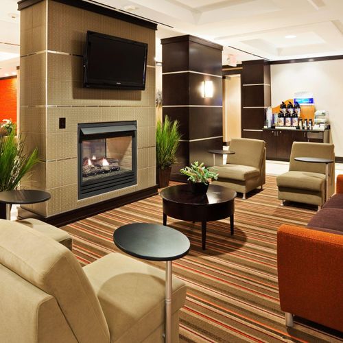 Photo of Holiday Inn Express Hotel & Suites Charlotte Southeast - Matthew