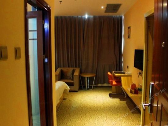 Hotel Photo 8