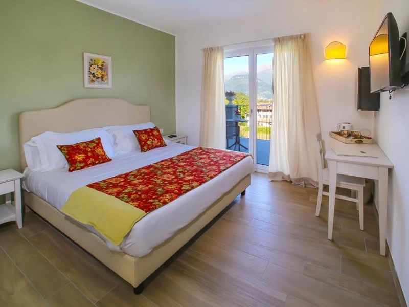 Hotel Photo 5