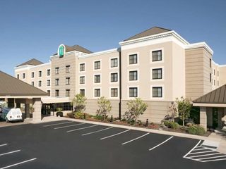 Hotel pic Embassy Suites by Hilton Cleveland Beachwood