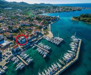 Apartments by the sea Preko (Ugljan) - 14244 Oltre Croatia