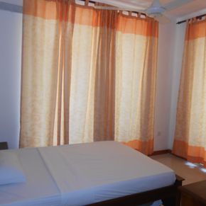NearBy Hotel