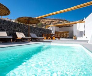 Karpimo Suites Santorini Island Greece