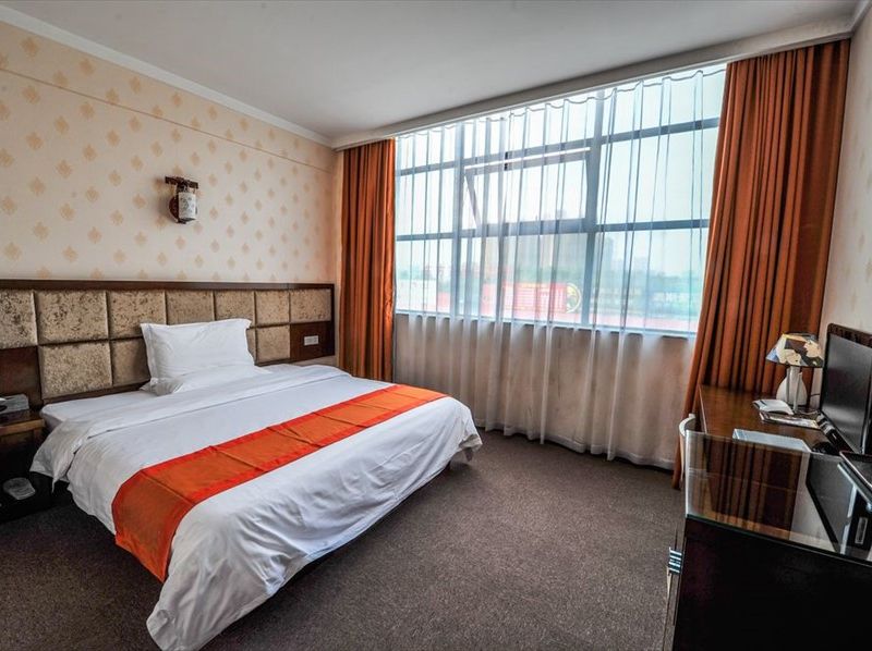 Hotel Photo 6