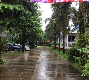 NearBy Hotel