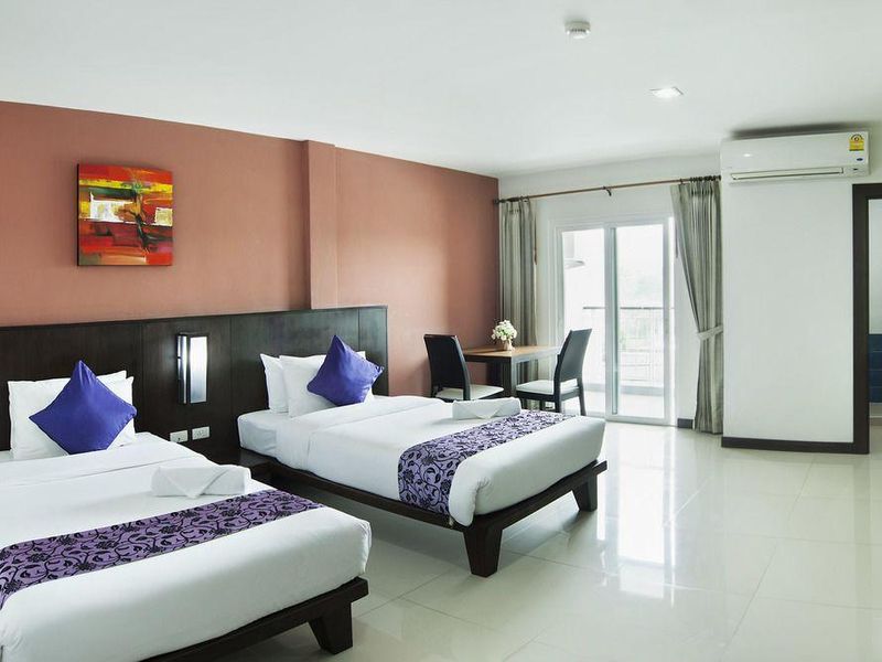 Hotel Photo 12