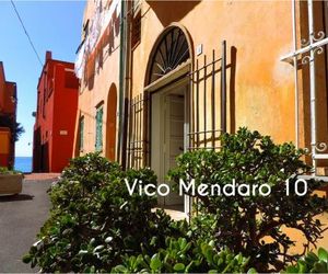 Le Casasse "Vico Mendaro 10" Finale Ligure Italy