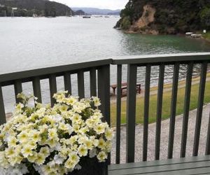 Waters Edge Holiday Homes Opua New Zealand