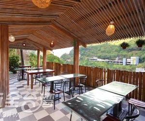 Lushan Xiangting Tea Homestay Ren-ai Township Taiwan
