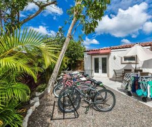 Crescent Street Villas by Beachside Management Siesta Key United States