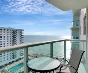 1 Bedroom Apartment on the beach Hollywood United States