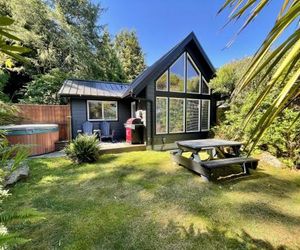 Gone with the Wind Cabin by Natural Elements Ucluelet Canada