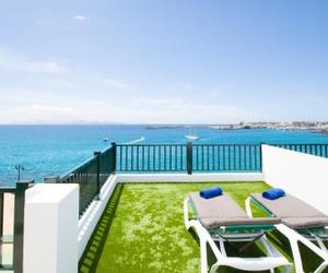 Apartamentos Los Clicos Playa Blanca Spain