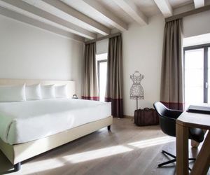 Savona 18 Suites Milan Italy