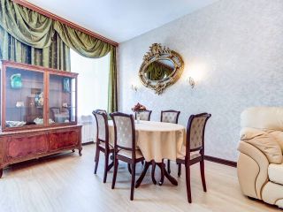 Spacious apartment near Kazan cathedral