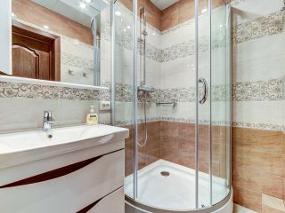 Spacious apartment near Kazan cathedral
