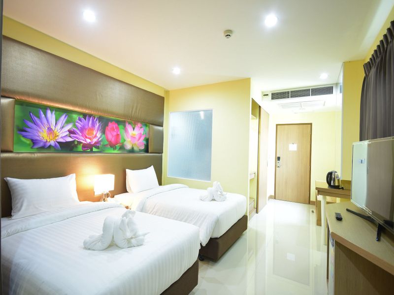 Hotel Photo 1