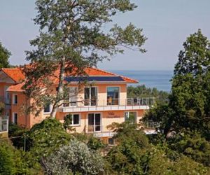 Villa Ostseeblick 5_ mit Meer_ und Ostseebad Goehren Germany