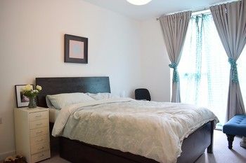 South London 1 Bed Flat with Balcony