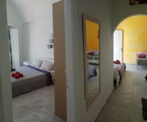 Chariot Apartments Kamari Greece