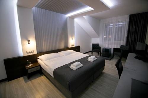 Hotel Photo 9