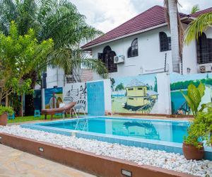Saadani Tourist Center - Hostel Dar Es Salaam Tanzania