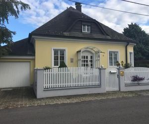 Haus in idyllischer Lage Grossenzersdorf Austria