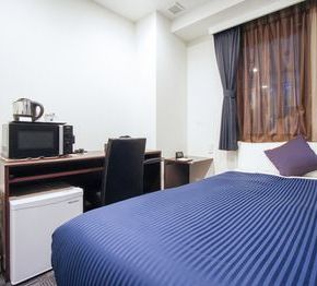 NearBy Hotel