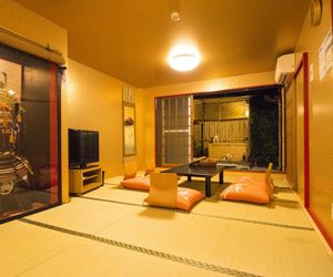 Senbon Marutachi Guest House  with Outdoor Bath Kyoto Japan