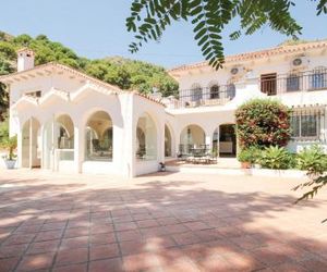 Seven-Bedroom Holiday Home in Ojen, Marbella Ojen Spain