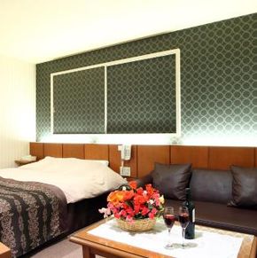 NearBy Hotel