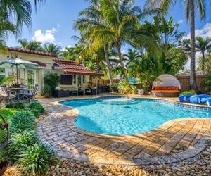 BEAUTIFUL 2 + DEN FAMILY HOUSE IN HOLLYWOOD FLORIDA Hollywood United States