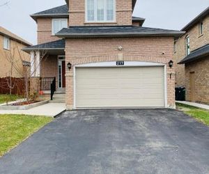Clean, Beautiful & Modern 2 bedroom apartment Mississauga Canada