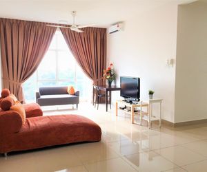 Big Quiet Guesthouse @ Lakeview Apartment Putrajaya Malaysia