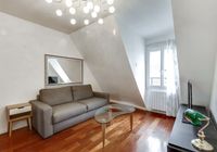 Отзывы Private Apartment — Rue Cler — Eiffel Tower View
