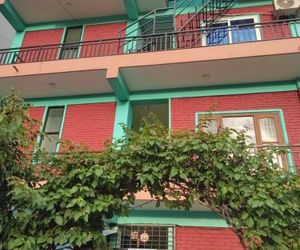 Harry Guest House & Restaurant Pokhara Nepal
