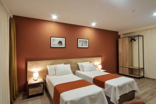 Hotel Photo 6
