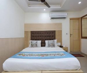 OYO 9233 Hotel Cottage Lord krishna Delhi City India