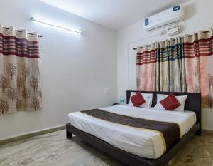 OYO 9250 Green Suits Bengaluru India