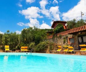 Pet-friendly Farmhouse in Montecatini Terme with Swimming Pool Pieve a Nievole Italy