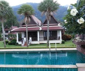 Gardenia Oceanfront Villa Chang Island Thailand